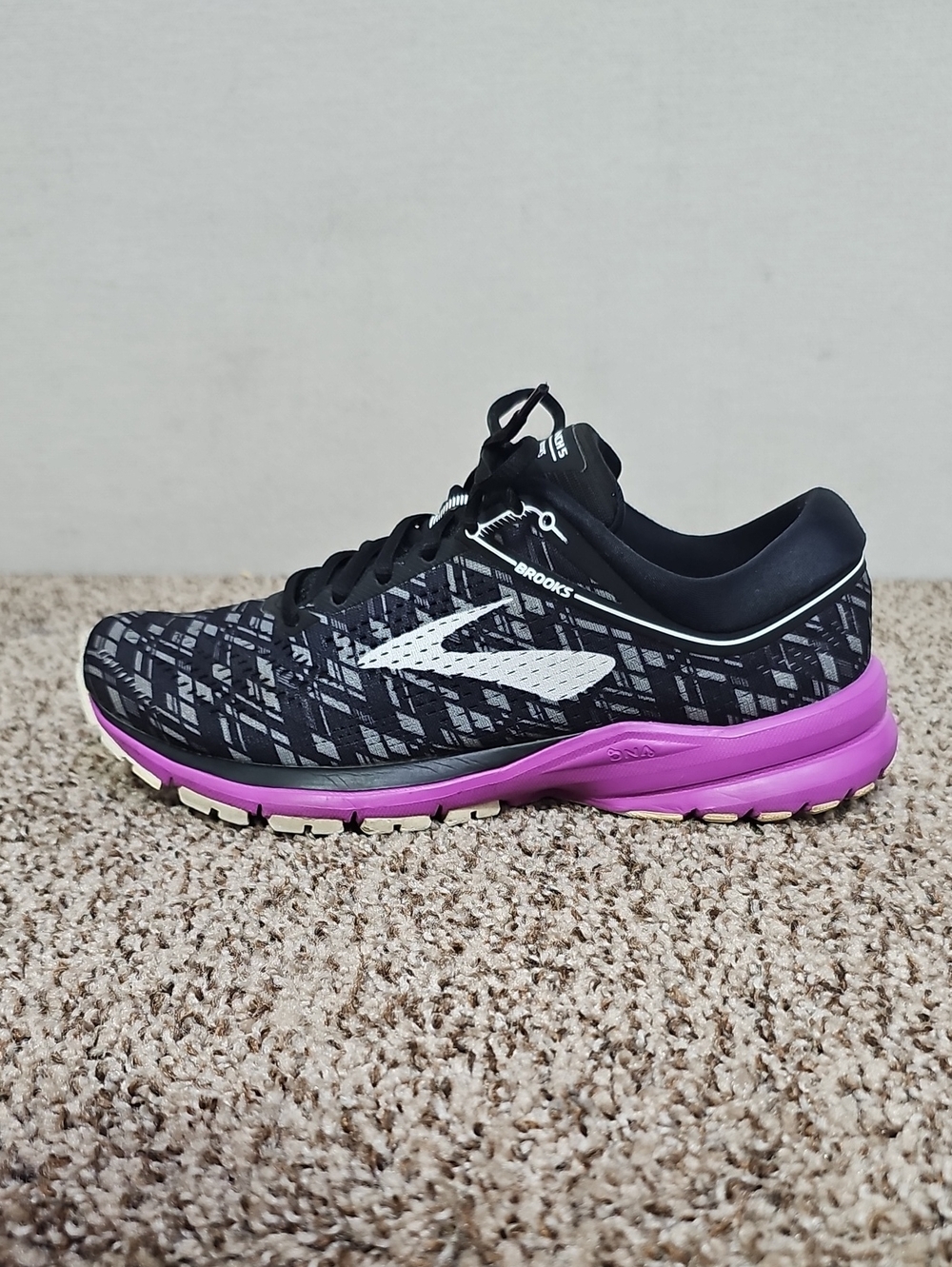 BROOKS LAUNCH 5 WOMENS SNEAKERS BFPM-06-213 - Picture 7 of 10